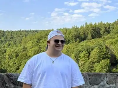 DEEMENS1ON