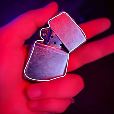 Cover art: zippo — liccraw